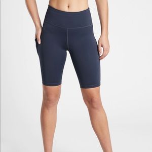 Athleta Ultimate Stash 9” bike shorts